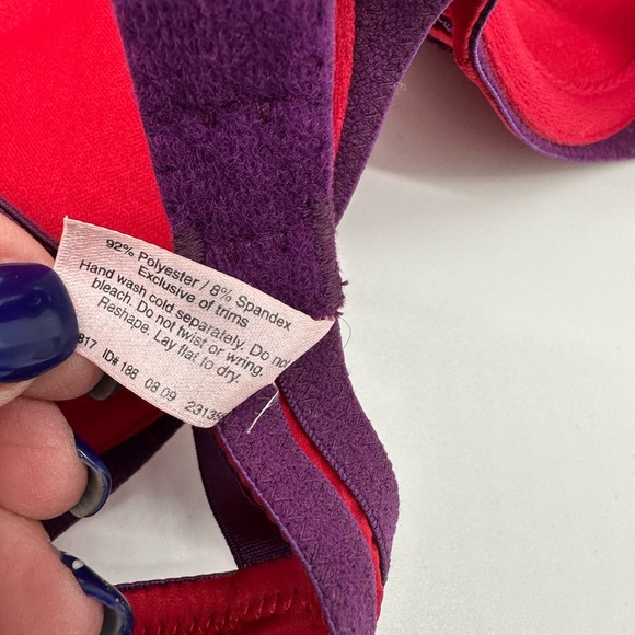 Victoria’s Secret Very Sexy Underwire Bra `Sexy Little Thing’ - Picture 9 of 10